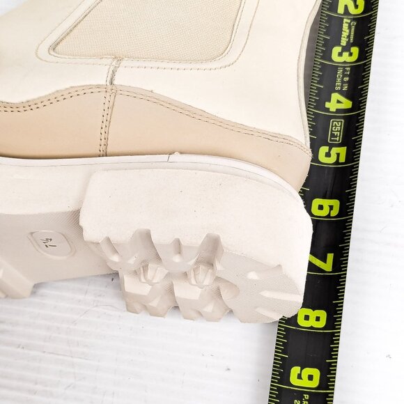 Seychelles Women Cream Leather Elastic Panel Chelsea Lug Boot size 7.5 - Picture 6 of 8